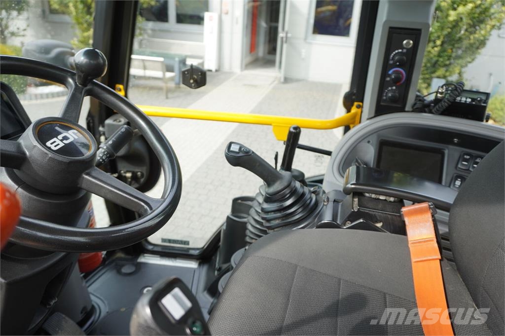 JCB 4CX PRO / joysticks / 2022 / 3 units Baggerlader