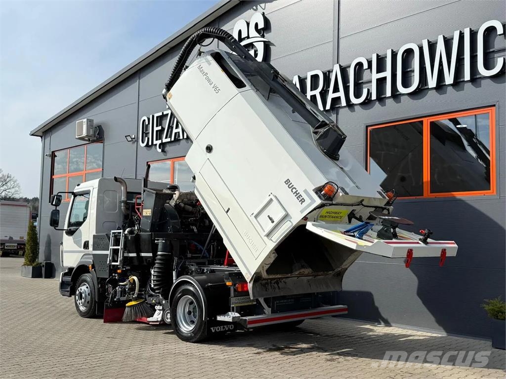 Johnston Bucher Volvo FL 15.250 Barredoras