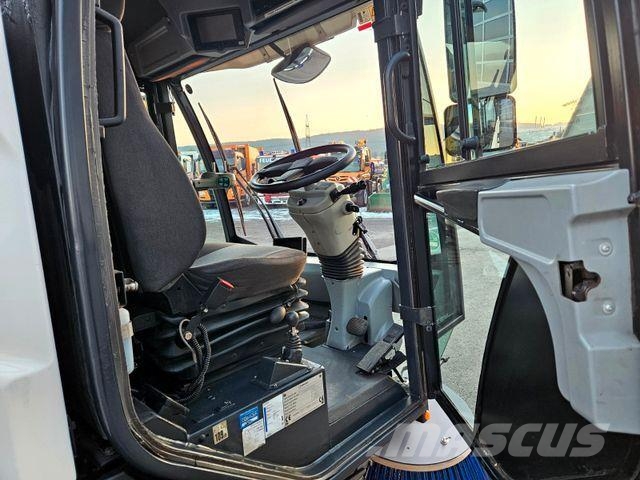 Johnston C401 Barredoras