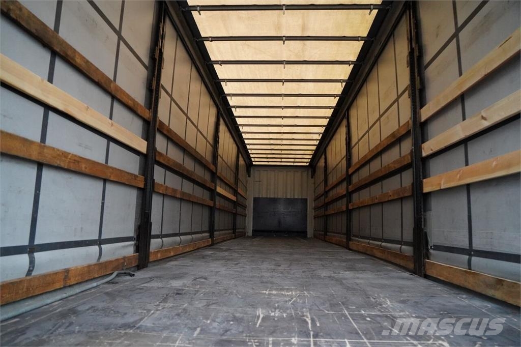 Krone Semiremorcă cu prelată culisantă (Curtainsider) / Perdeli yari çekiciler