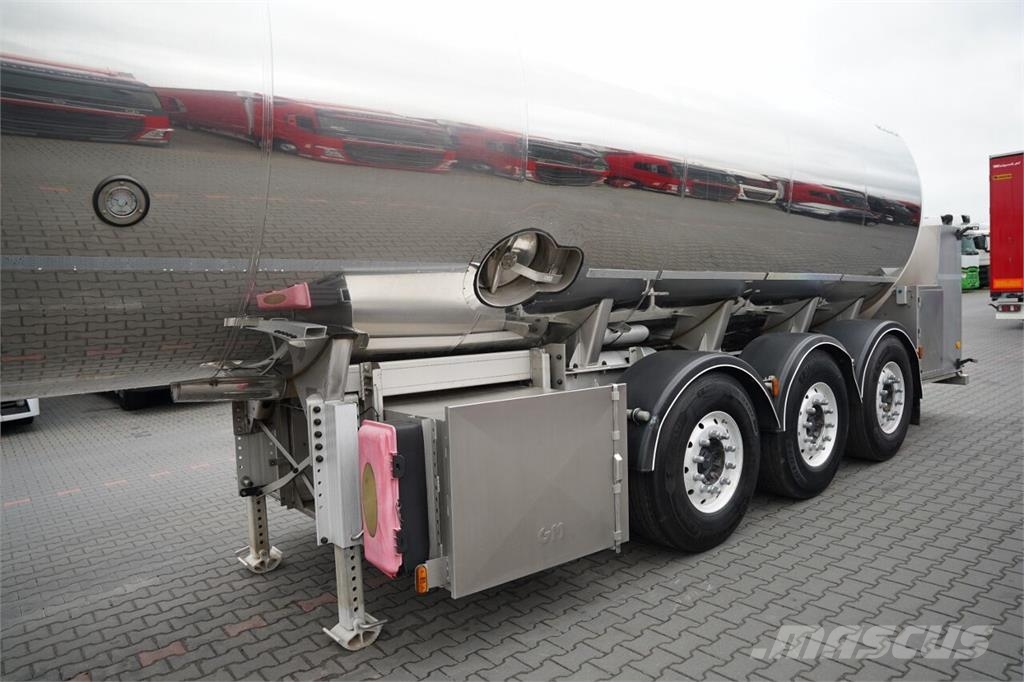 Magyar CYSTERNA SPOŻYWCZA / 30 000 L / OŚ PODNOSZONA / OŚ Tanktrailer