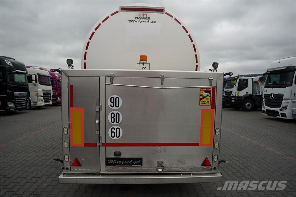 Magyar CYSTERNA SPOŻYWCZA / 30 000 L / OŚ PODNOSZONA / OŚ Tanktrailer