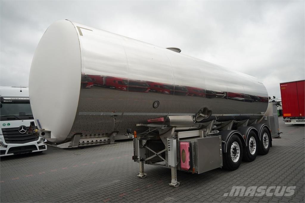 Magyar CYSTERNA SPOŻYWCZA / 30 000 L / OŚ PODNOSZONA / OŚ Tanktrailer