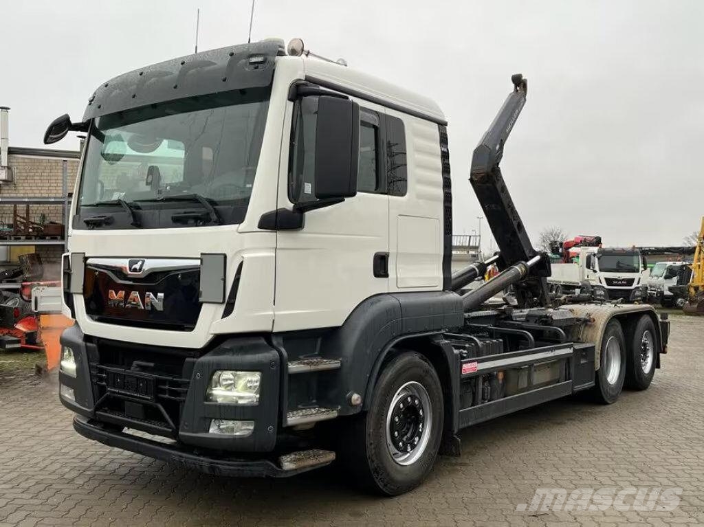 MAN TG-S 26.460 Vrachtwagen met containersysteem