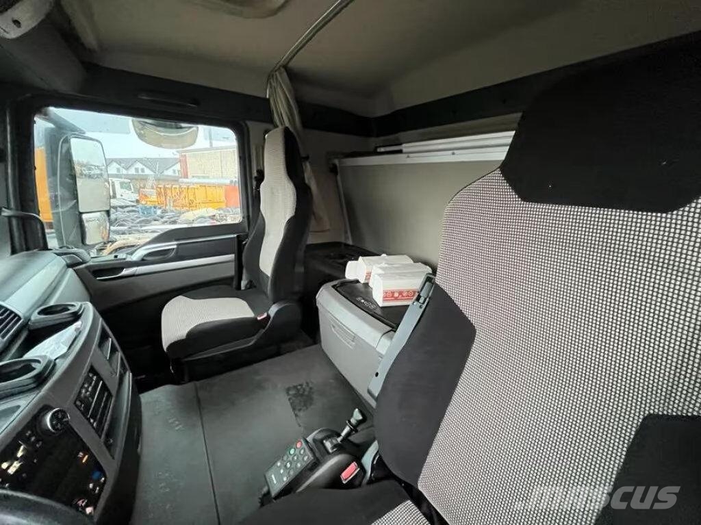 MAN TG-S 26.460 Vrachtwagen met containersysteem