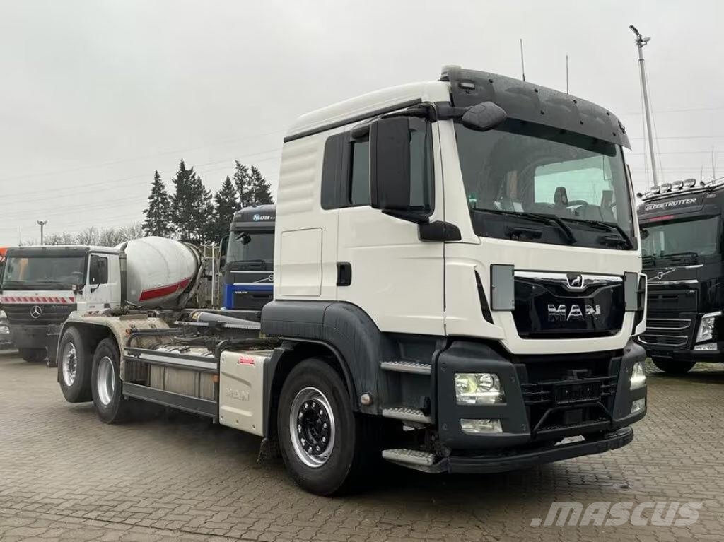MAN TG-S 26.460 Vrachtwagen met containersysteem