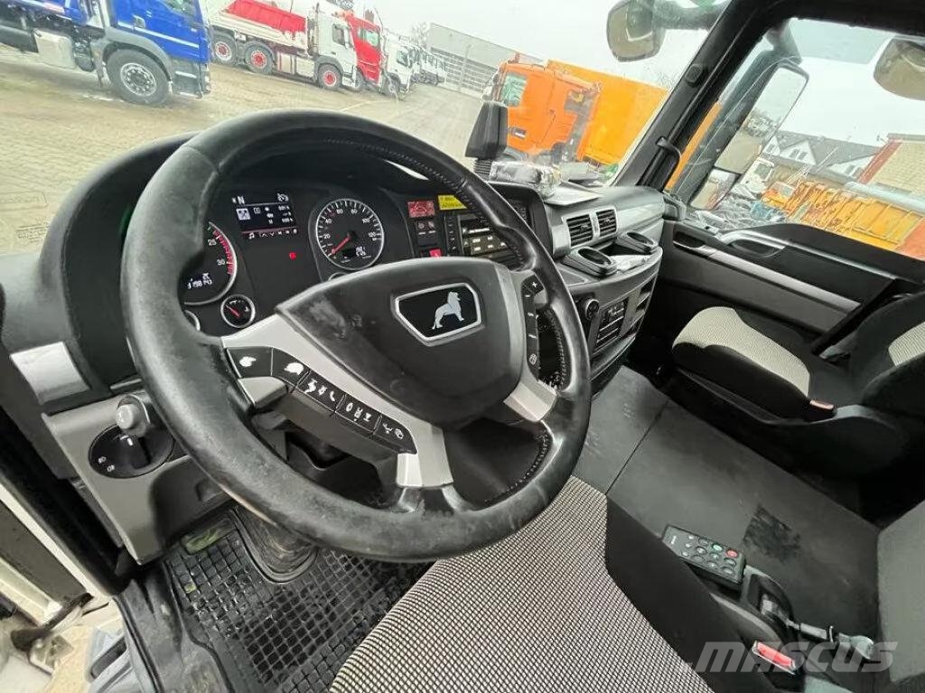 MAN TG-S 26.460 Vrachtwagen met containersysteem