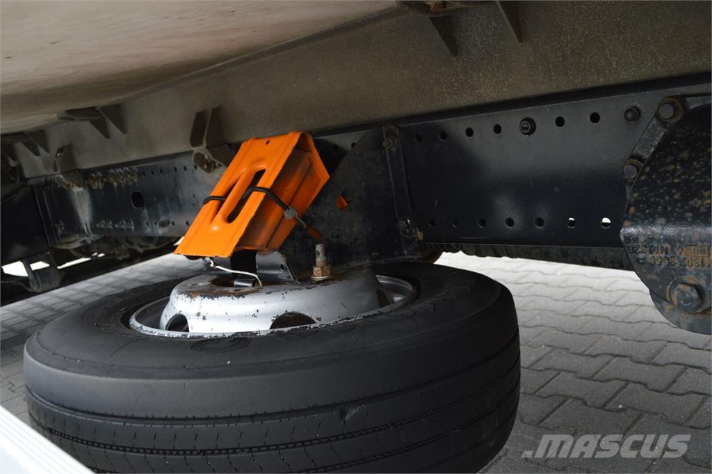 MAN TGL 10.180 REFRIGERATOR TK V500 MAX 冷藏车