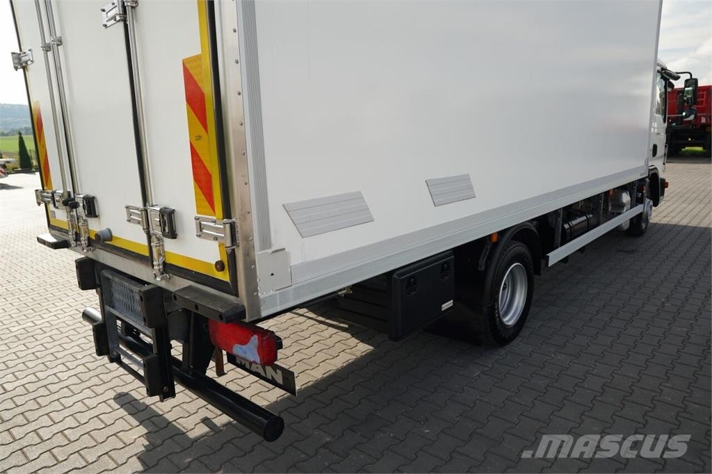 MAN TGL 10.180 / 4x2 / CHŁODNIA - 6,1 M / THERMO KING Camion frigorifique