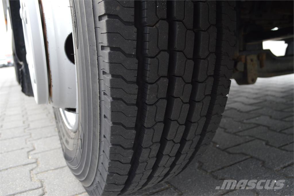 MAN TGL 10.180 REFRIGERATOR TK V500 MAX 冷藏车