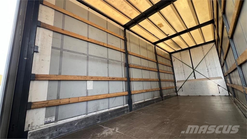 MAN TGL 12.250 EURO 6 CURTAIN TILT TANDEM TARPAULIN Camión con caja abierta