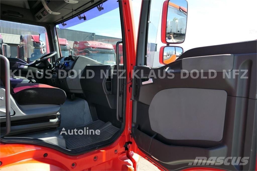 MAN TGL 8.240 Tow Truck / Winch Vehículos de reciclaje