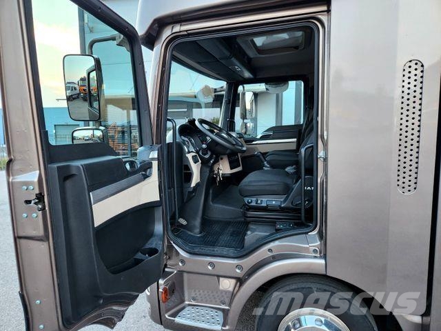 MAN TGL WMS Pferdetransporter Wohnmobil 3 Pferde Camiones para transporte de animales
