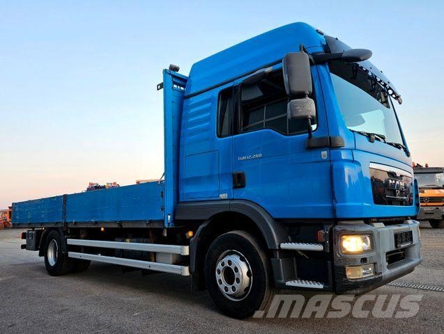 MAN TGM 12.280 4x2 Pritsche Camiones de cama baja