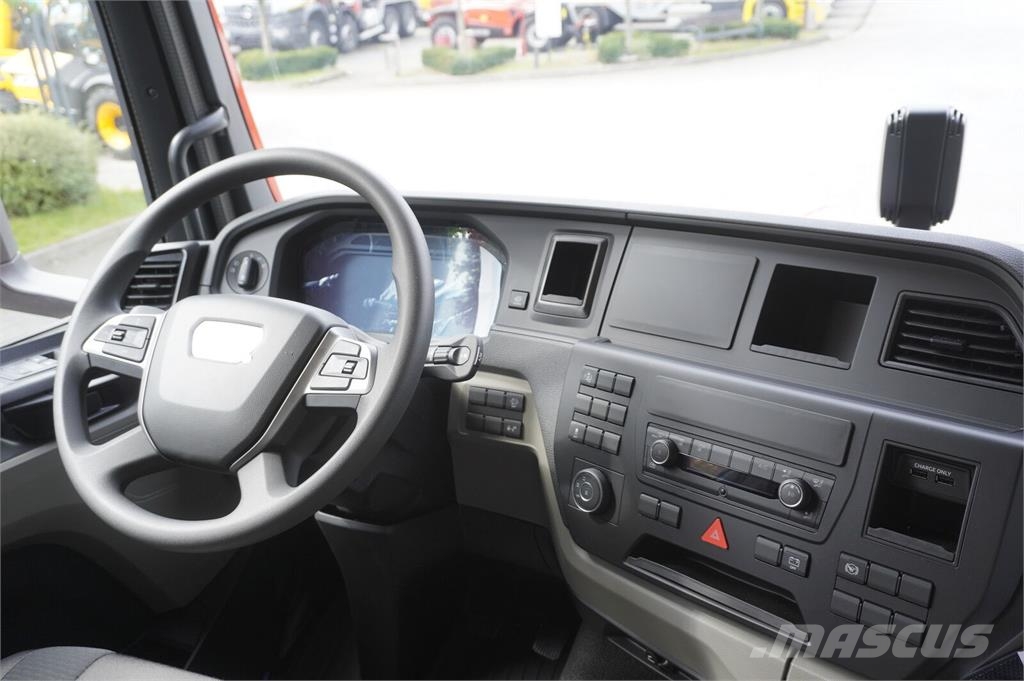 MAN TGM 18.250 4x4 / chassis 520 cm / no mileage / 3 u Chassis and suspension