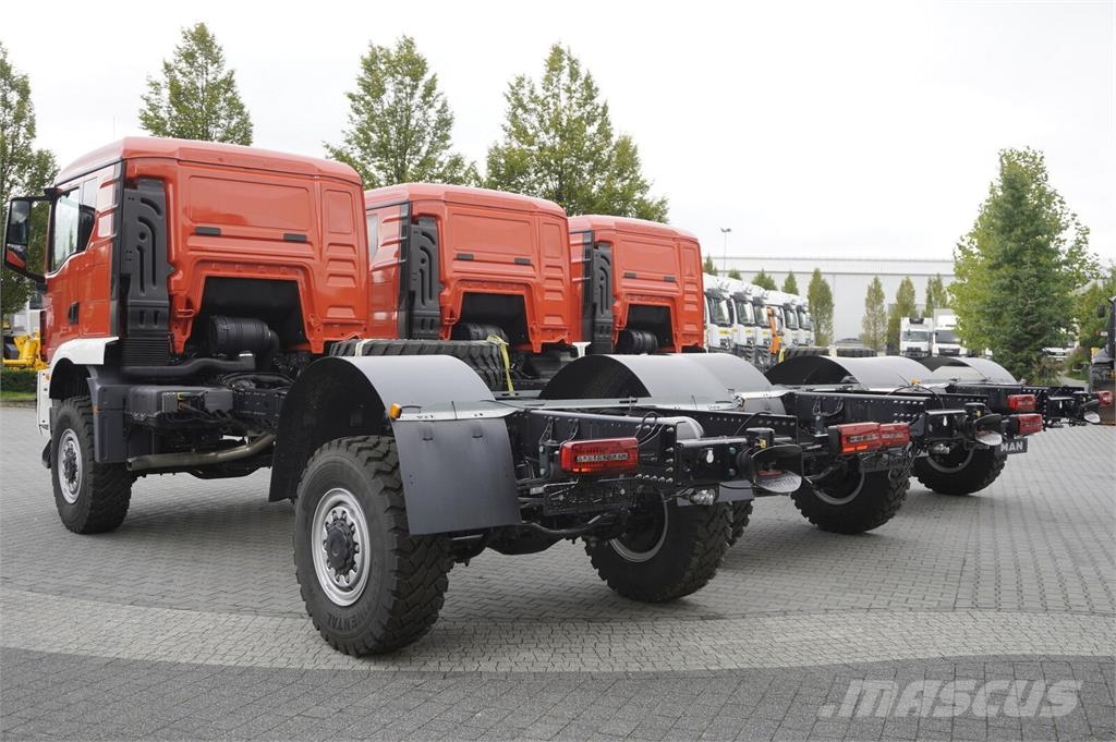MAN TGM 18.250 4x4 / chassis 520 cm / no mileage / 3 u Chassis and suspension