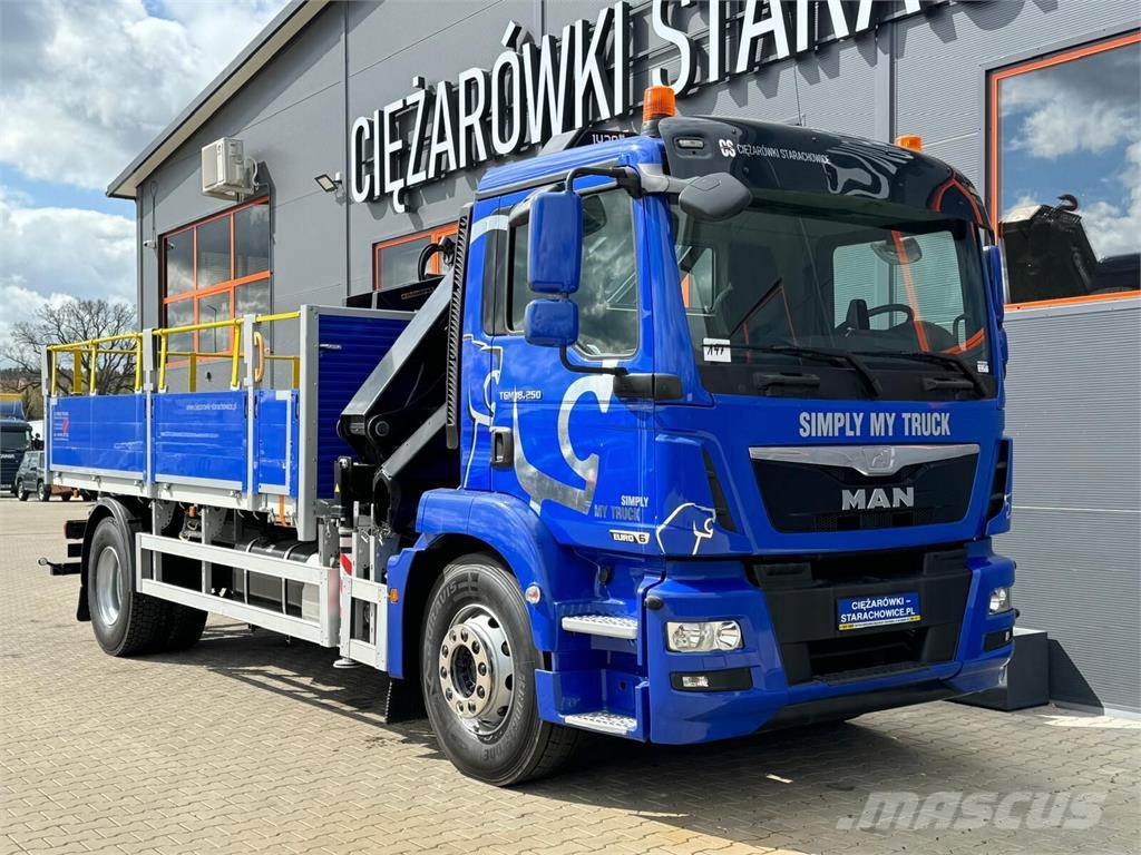 MAN TGM 18.250 skrzyniowy z HDS / żuraw z pilotem oraz Camiones plataforma