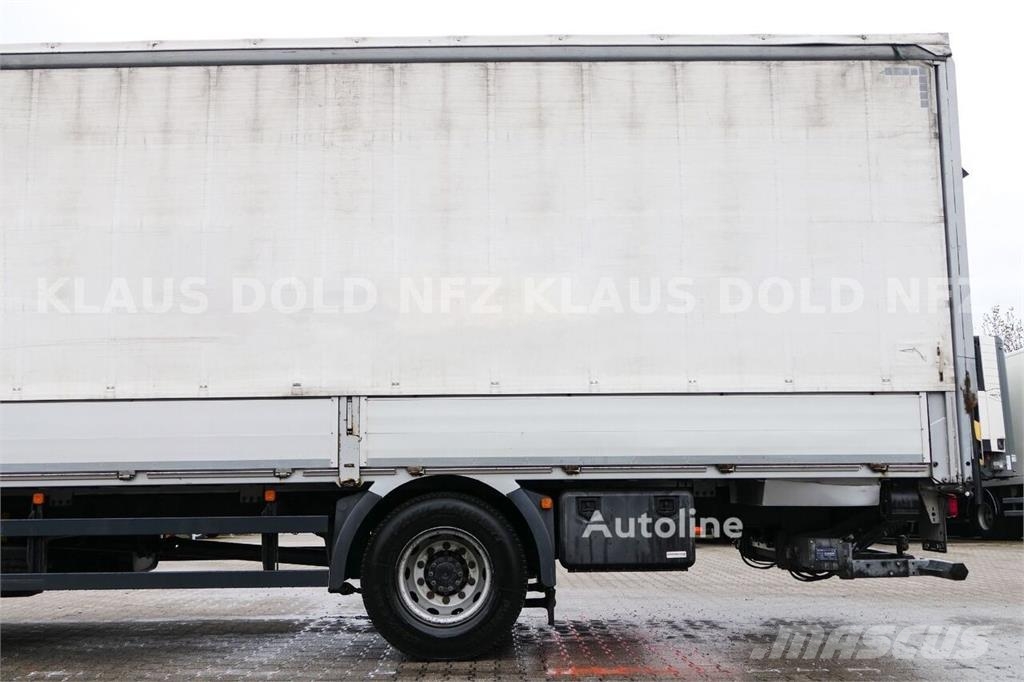 MAN TGM 18.320 Curtainsider Truck / Tail Lift / Rear C Camión con caja abierta