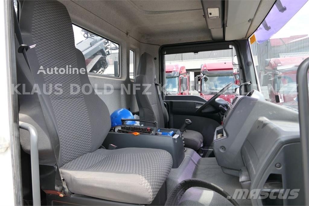 MAN TGM 18.330 Tiper Truck / HIAB Crane / Radio Remote Самосвал