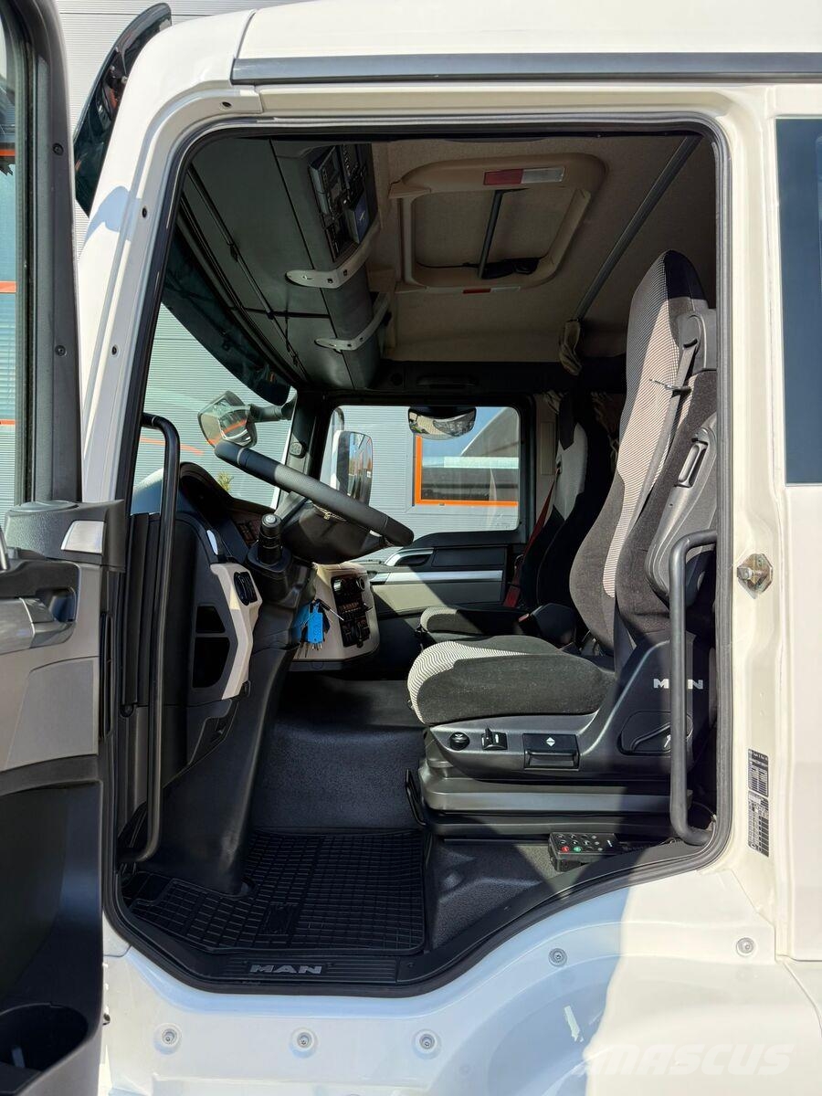 MAN TGM 26.320 Temperature controlled trucks