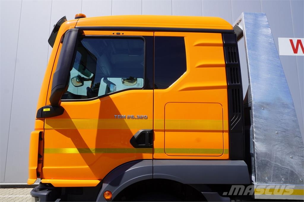 MAN TGM 26.320 6×2-4 tow truck / NEW Galvanized 9.2 m Camion porte engin