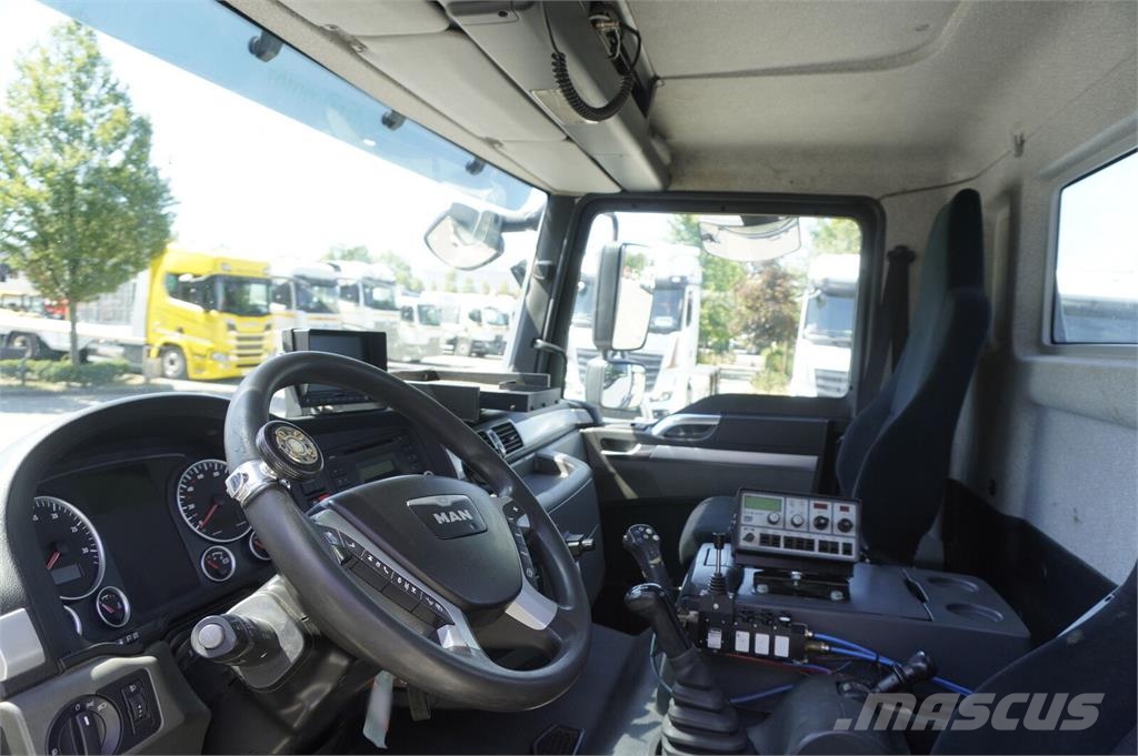 MAN TGM 26.340 6x2 E6 / Hydrolift hooklift Камиони с кран с кука