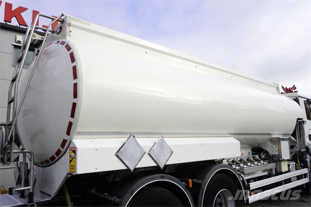 MAN TGM 26.340 6x2/4 / Magyar fuel tanker 18.5 m3 / AD 油罐车