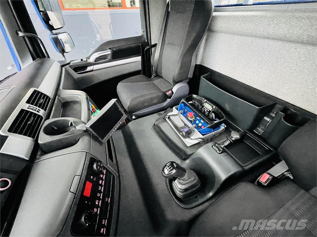 MAN TGM TGS 18.250 Camiones plataforma