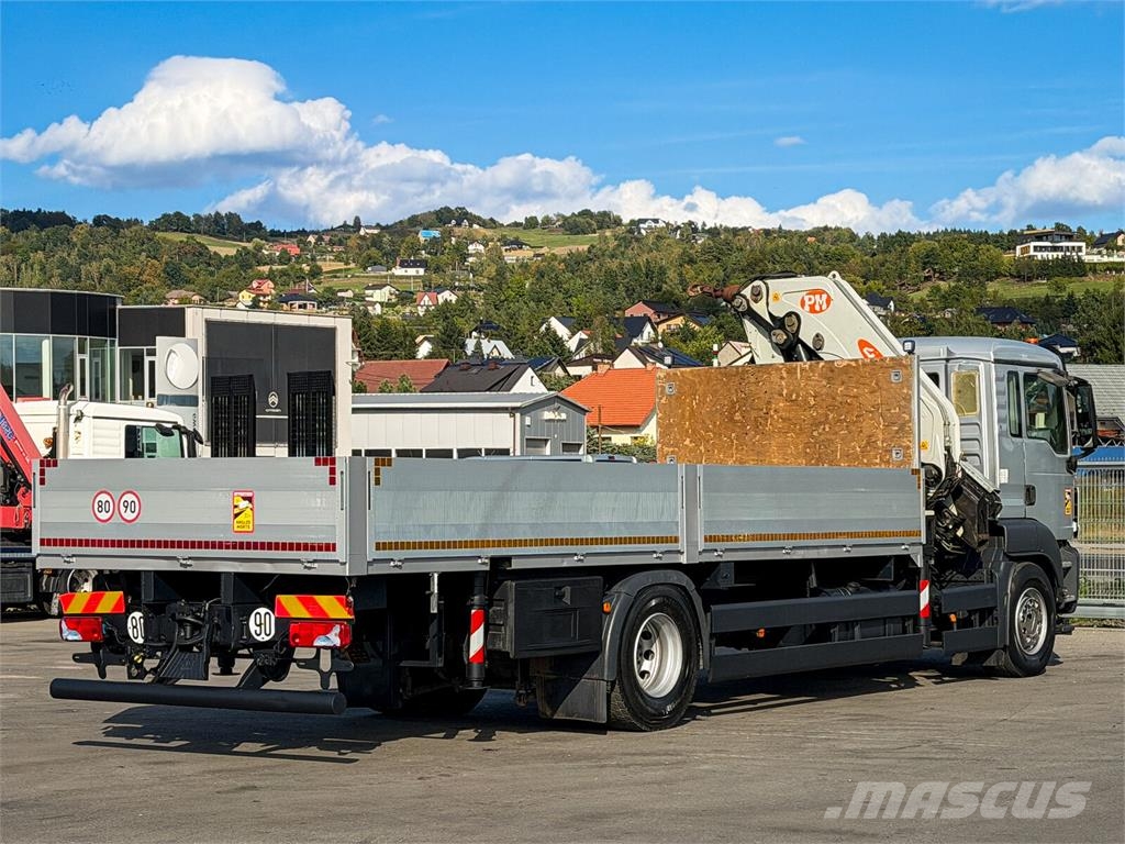 MAN TGS 18.320 Platós / Ponyvás teherautók