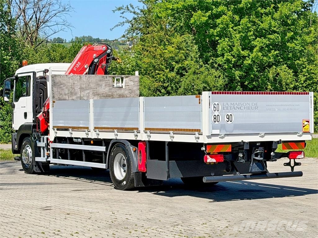 MAN TGS 18.360 * FASSI F135A.2.22 + FUNK *TOPZUSTAND Flatbed kamyonlar