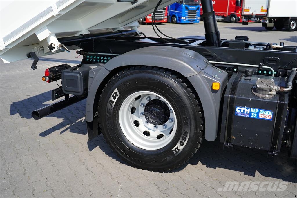 MAN TGS / 18.480 / E 6 / 4 X 4 / WYWROTKA + HDS / PALF Bañeras basculantes usadas