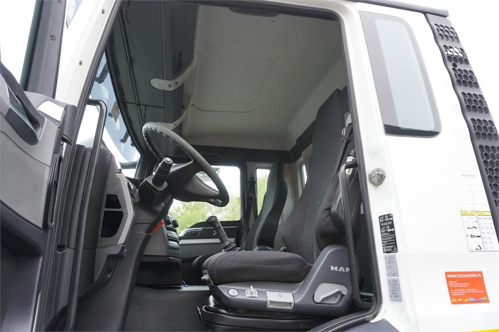 MAN TGS 26.360 6x4 BB / 160 tho. km / Palfinger hookli Camiones polibrazo