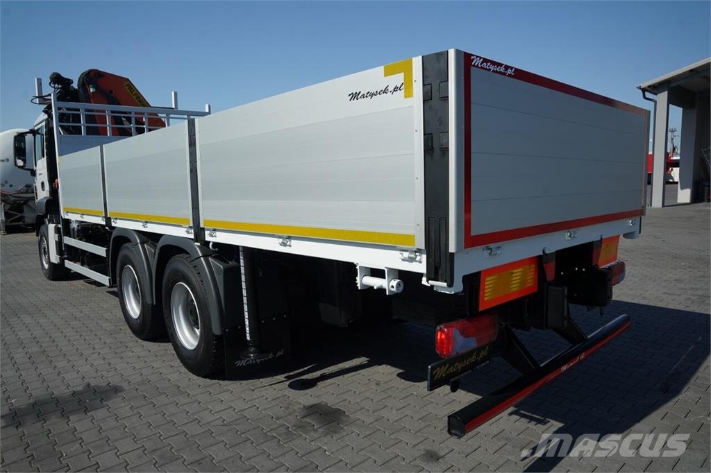 MAN TGS 26.360 / 6x4 / SKRZYNIA - 7 M / HDS PALFINGER Platós / Ponyvás teherautók