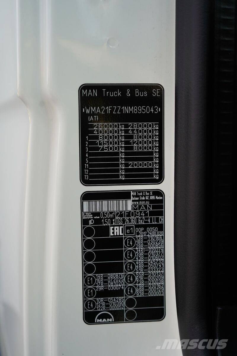 MAN TGS / 26.360 / ACC / EURO 6 / CHŁODNIA + WINDA / 1 Skapbiler Frys/kjøl/varme