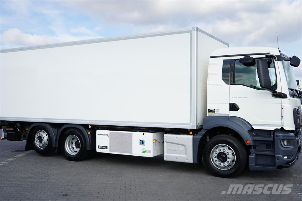 MAN TGS / 26.360 / ACC / EURO 6 / CHŁODNIA + WINDA / 1 Skapbiler Frys/kjøl/varme