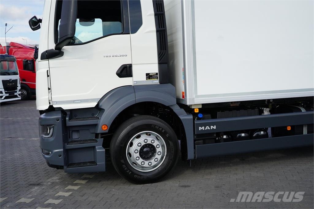 MAN TGS / 26.360 / ACC / EURO 6 / CHŁODNIA + WINDA / 1 Skapbiler Frys/kjøl/varme