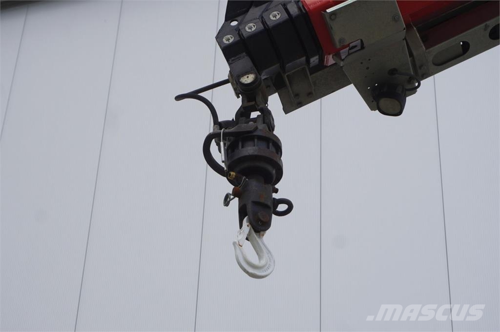 MAN TGS 26.420 6×4 / Fassi F215A.2.24 / remote control شاحنات مسطحة/مفصلية الجوانب