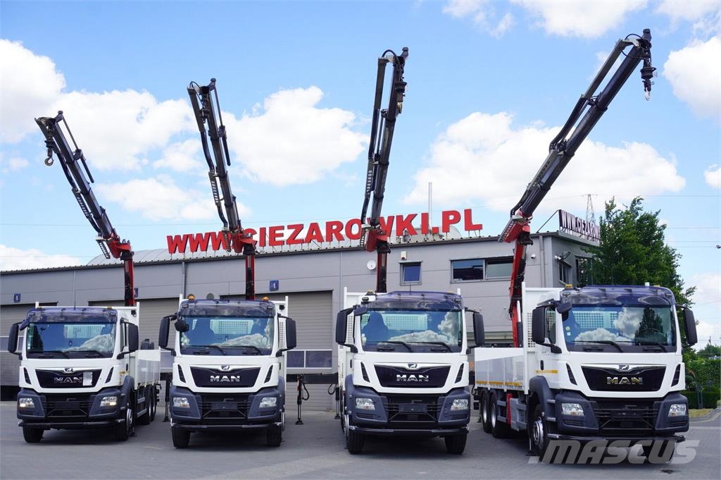 MAN TGS 26.420 6×4 / Fassi F215A.2.24 / remote control شاحنات مسطحة/مفصلية الجوانب