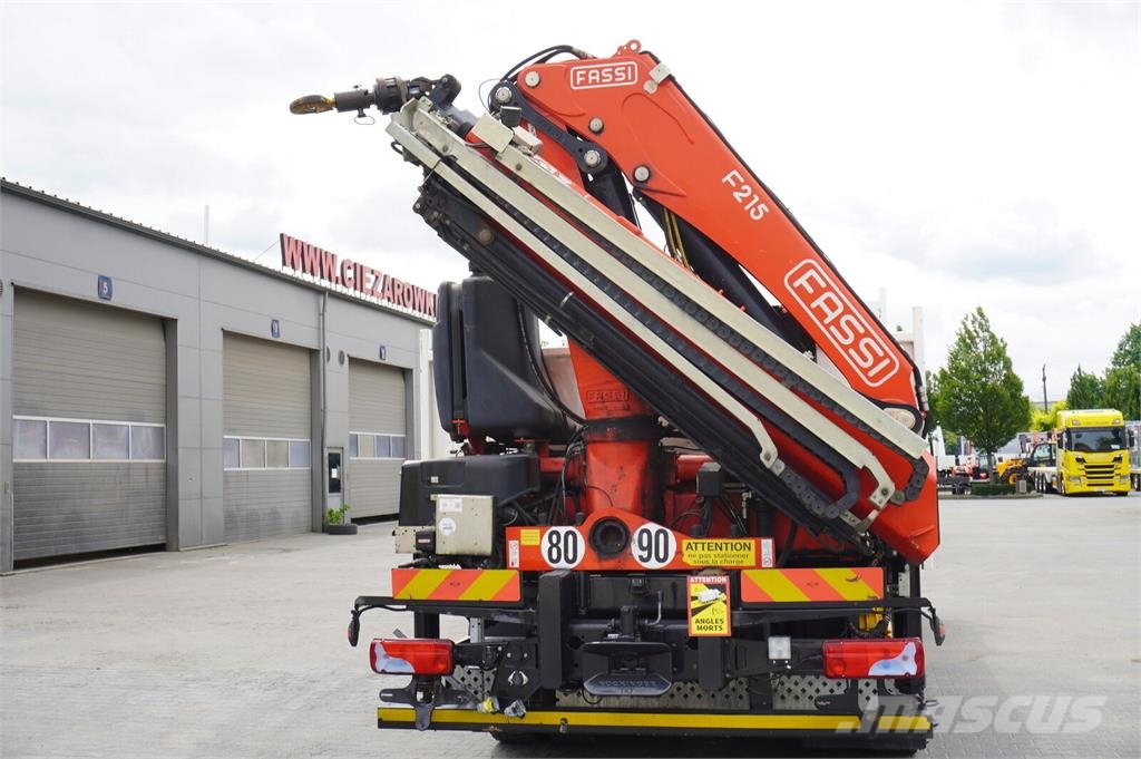 MAN TGS 26.420 6×4 / Fassi F215A.2.24 / remote control Platte bakwagens