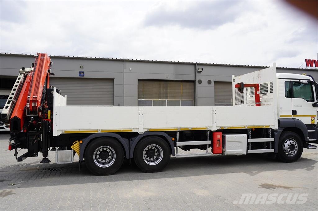 MAN TGS 26.420 6×4 / Fassi F215A.2.24 / remote control Platte bakwagens
