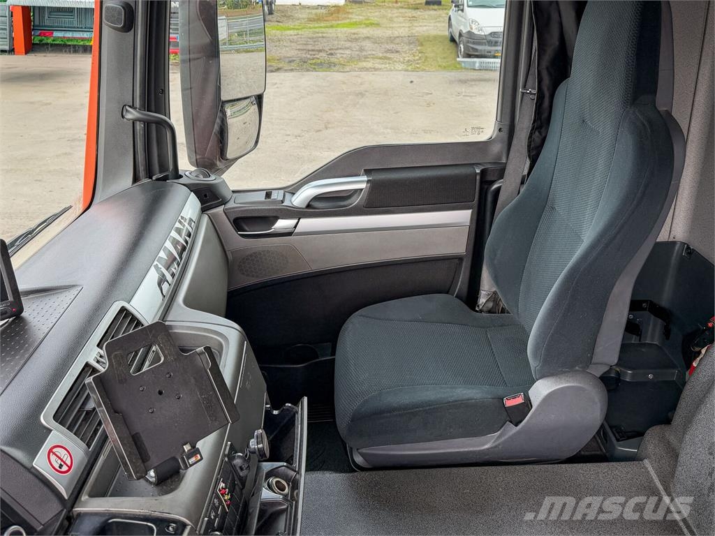 MAN TGS 26.440 Abrollkipper Palfinger Epsilon * 6x4! Camiones polibrazo