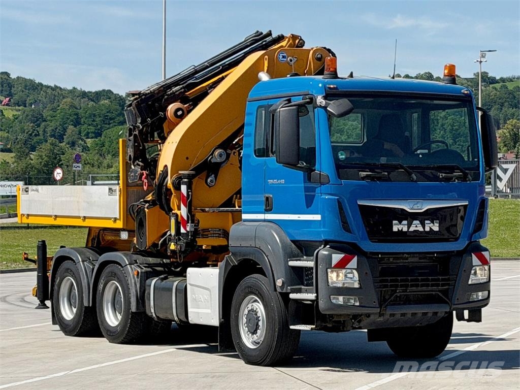 MAN TGS 26.440*Sattelzugmaschine + KRAN/FUNK * 6x6 شاحنات مسطحة/مفصلية الجوانب