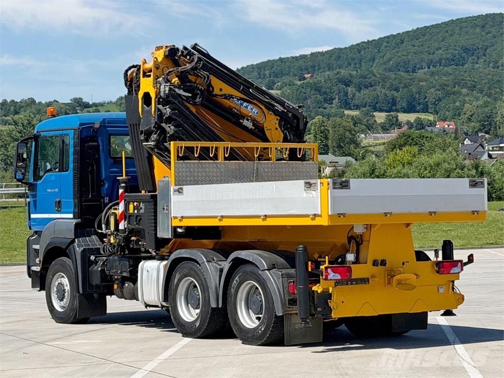 MAN TGS 26.440*Sattelzugmaschine + KRAN/FUNK * 6x6 شاحنات مسطحة/مفصلية الجوانب