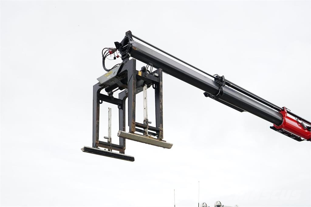 MAN TGS / 26.470 / 6 X 2 / ZESTAW SKRZYNIOWY + HDS / P Ciężarówki typu Platforma / Skrzynia