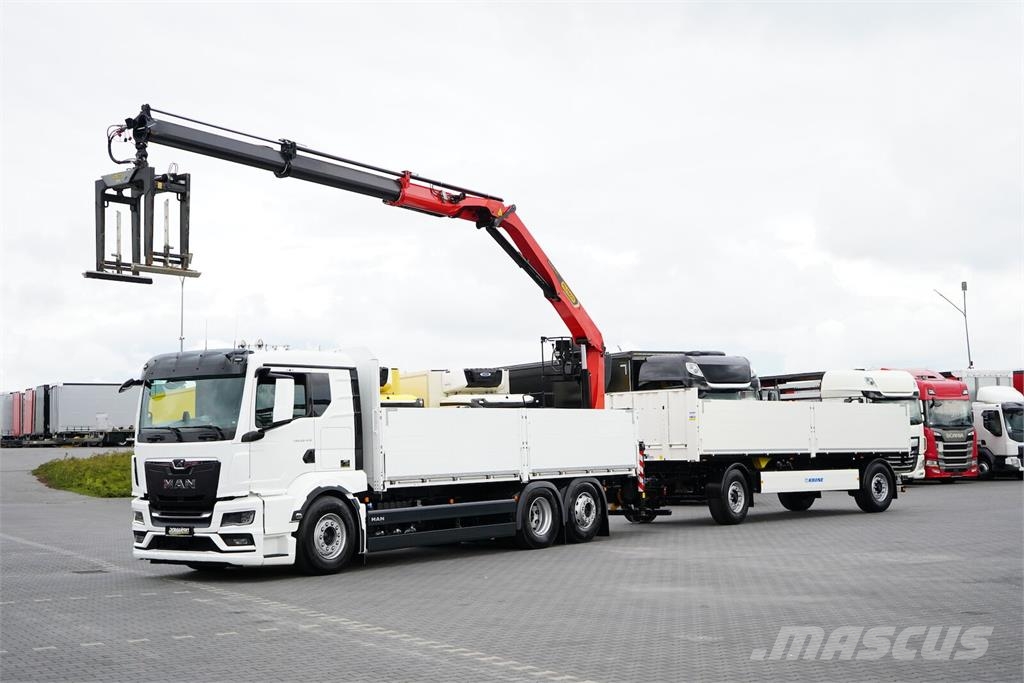 MAN TGS / 26.470 / 6 X 2 / ZESTAW SKRZYNIOWY + HDS / P Ciężarówki typu Platforma / Skrzynia