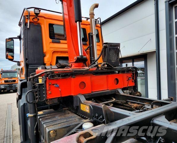 MAN TGS 28.400 6x4-4 BL Palfinger PK12002 Kran Euro5 Tipper trucks