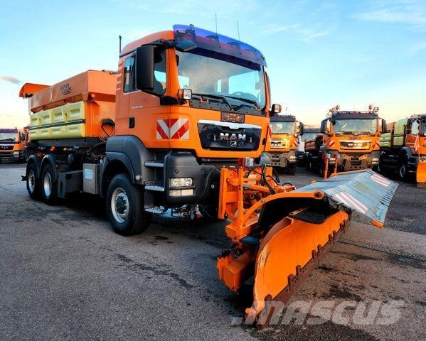 MAN TGS 28.400 6x4-4 BL Euro5 Winterdienst Streuer Savivarčių priekabų vilkikai