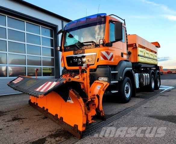 MAN TGS 28.400 6x4-4 BL Euro5 Winterdienst Streuer Savivarčių priekabų vilkikai