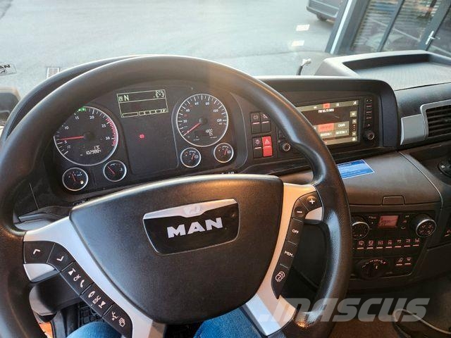MAN TGS 28.480 6x4-4 BL Winterdienst Streuer 103tkm Kiper kamioni