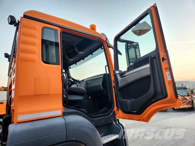 MAN TGS 28.480 6x4-4 BL Winterdienst Meiller 142tkm Pašizgāzējs